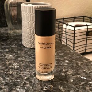 bareMinerals BarePro Foundation